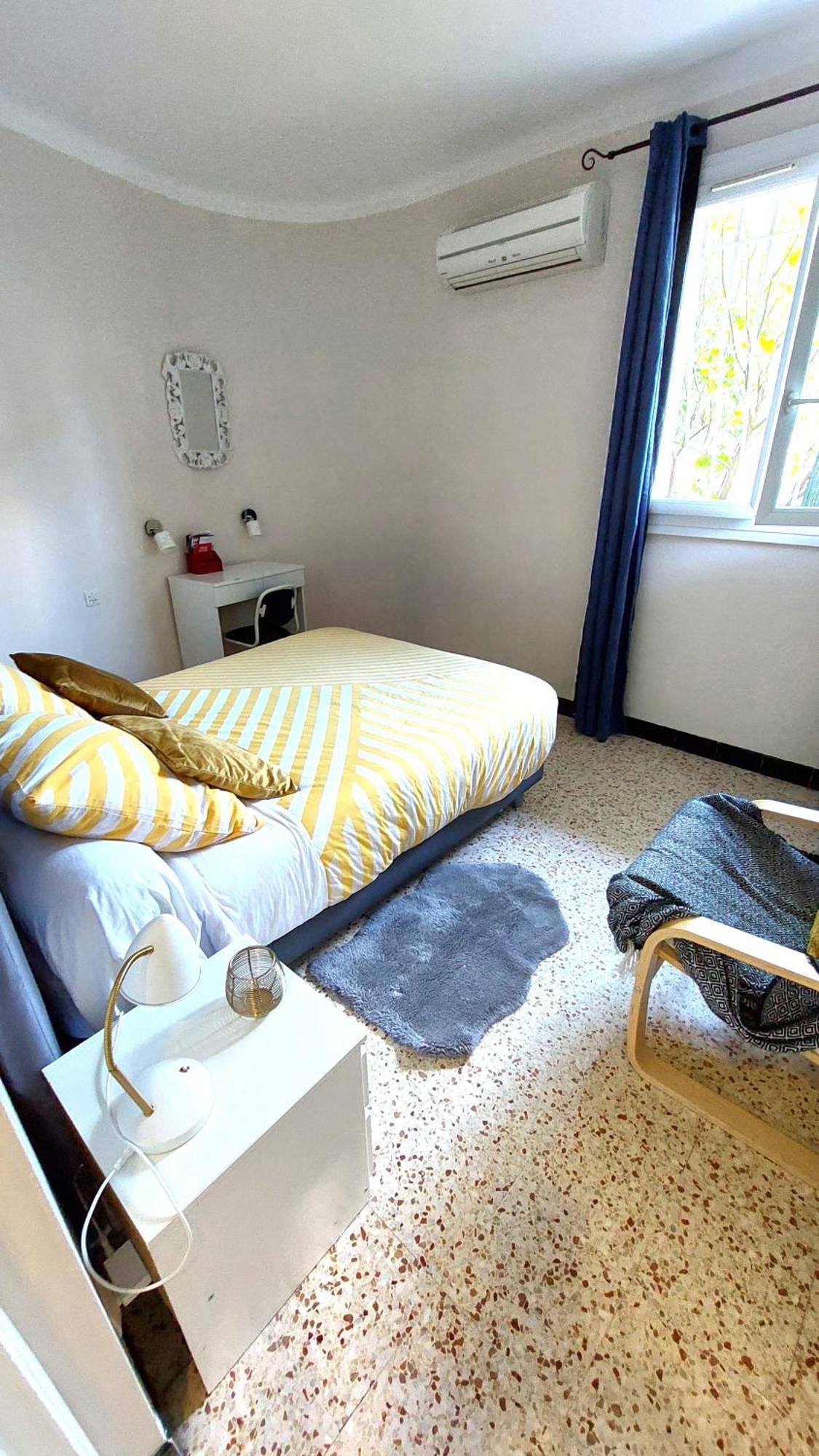 Apartment A 10mn Des Arenes F2 Au Calme Avec Garage Gratuit Nîmes