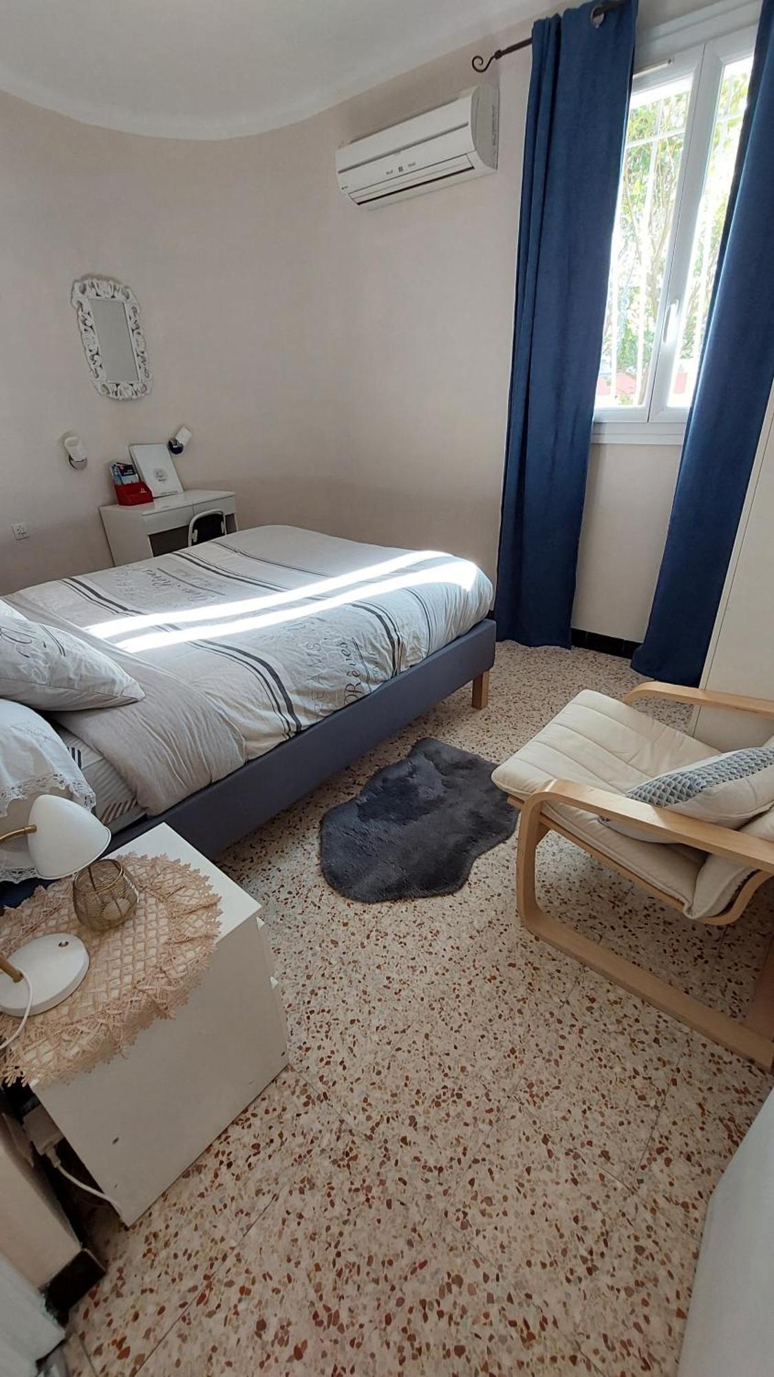 Apartment A 10mn Des Arenes F2 Au Calme Avec Garage Gratuit Nîmes